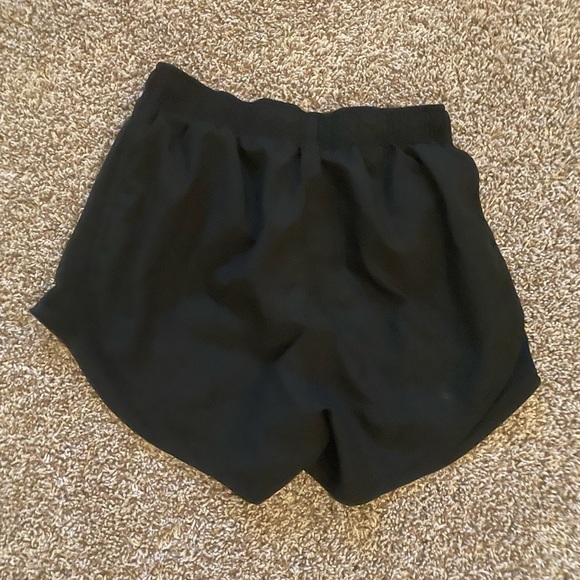 Nike Dri-Fit Running Shorts - Picture 2 of 3